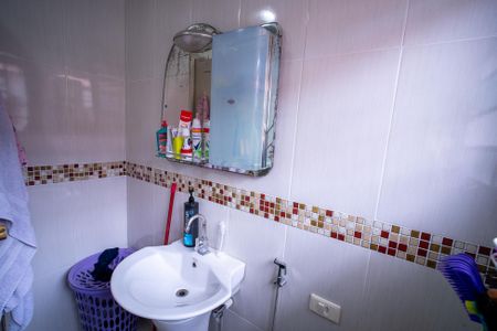 Casa à venda com 200m², 3 quartos e 3 vagasBanheiro 1