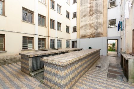 Apartamento para alugar com 40m², 2 quartos e sem vagaÁrea comum 