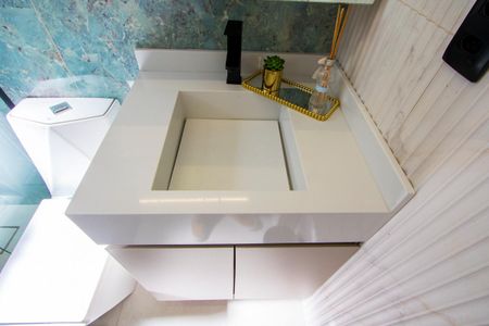 Apartamento à venda com 125m², 3 quartos e 3 vagasBanheiro social