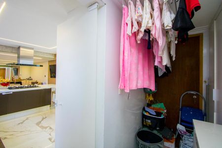 Apartamento à venda com 125m², 3 quartos e 3 vagasÁrea de serviço