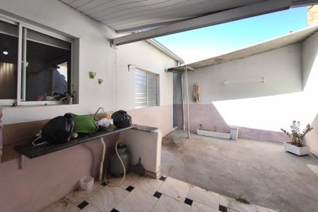 Casa para alugar com 100m², 3 quartos e 3 vagasQuintal