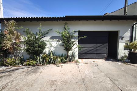 Casa para alugar com 100m², 3 quartos e 3 vagasFachada