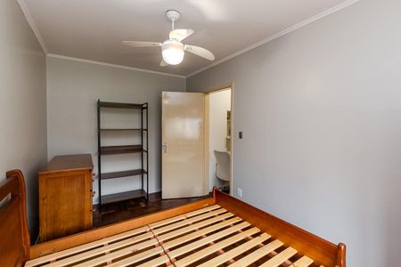 Quarto de apartamento à venda com 1 quarto, 43m² em Santo Antônio, Porto Alegre
