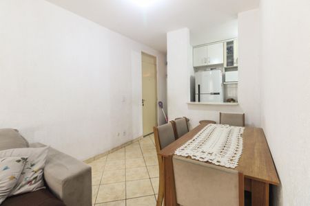 Sala  de apartamento para alugar com 2 quartos, 54m² em Vila Guilhermina, São Paulo