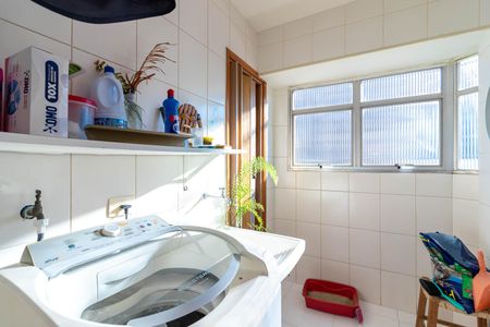 Apartamento à venda com 127m², 2 quartos e 2 vagasÁrea de Serviço