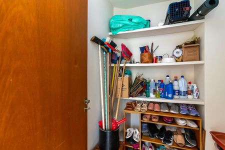 Apartamento à venda com 127m², 2 quartos e 2 vagasQuarto de Serviço / Despensa