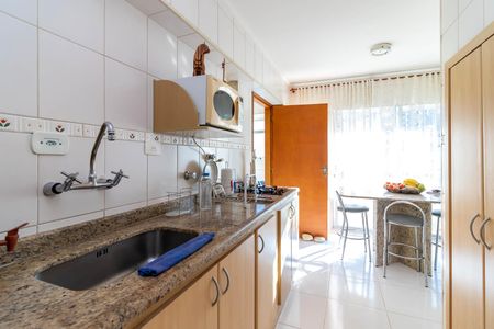 Apartamento à venda com 127m², 2 quartos e 2 vagasCozinha