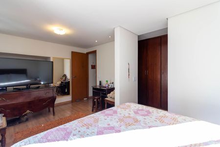 Apartamento à venda com 127m², 2 quartos e 2 vagasSuíte