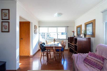 Apartamento à venda com 127m², 2 quartos e 2 vagasSala