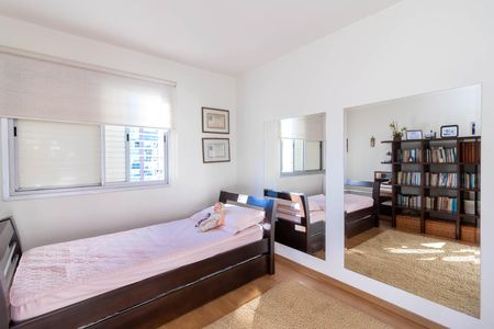 Apartamento à venda com 127m², 2 quartos e 2 vagasQuarto 2