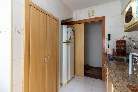 Apartamento à venda com 127m², 2 quartos e 2 vagasCozinha