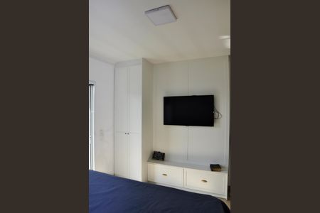 Casa à venda com 185m², 4 quartos e 3 vagasDetalhe - Quarto 01 com Varanda e Suíte