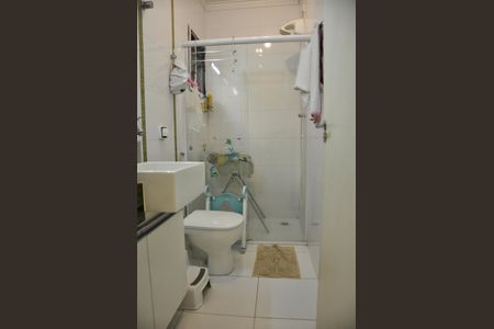 Casa à venda com 185m², 4 quartos e 3 vagasDetalhe - Banheiro Social