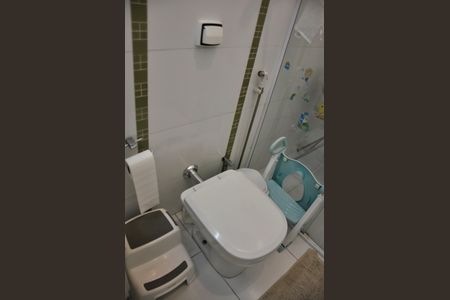 Casa à venda com 185m², 4 quartos e 3 vagasDetalhe - Banheiro Social