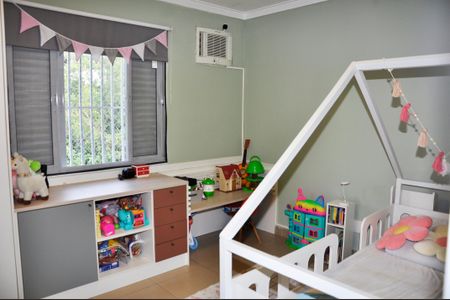 Casa à venda com 185m², 4 quartos e 3 vagasDetalhe - Quarto 02