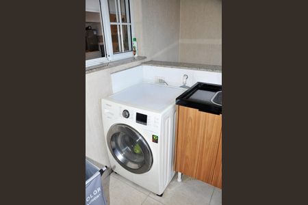 Casa à venda com 185m², 4 quartos e 3 vagasDetalhe - Área de Serviço
