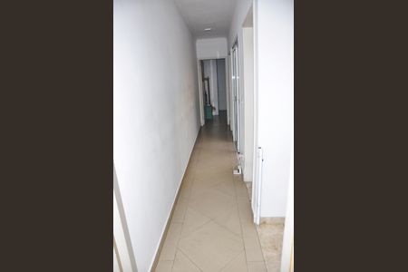Casa à venda com 185m², 4 quartos e 3 vagasDetalhe - Corredor dos Quartos