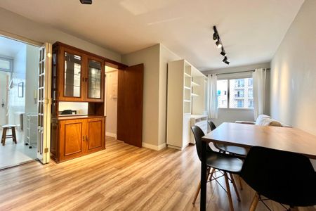 Sala de apartamento para alugar com 2 quartos, 54m² em Parque Imperial, São Paulo