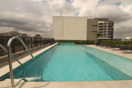 Apartamento para alugar com 35m², 1 quarto e sem vagaÁrea comum - Piscina