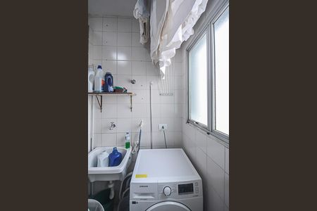 Apartamento à venda com 70m², 2 quartos e 1 vagaÁrea de Serviço