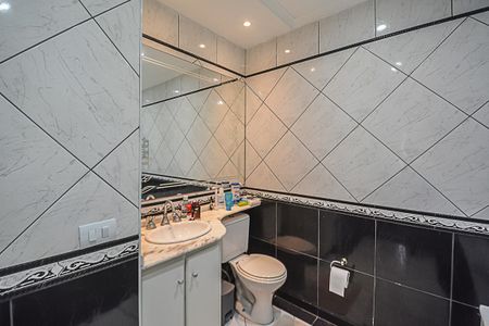 Apartamento à venda com 70m², 2 quartos e 1 vagaBanheiro da Suíte
