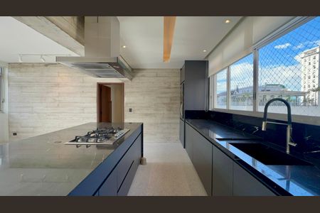 Apartamento para alugar com 182m², 3 quartos e 1 vagaCozinha