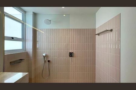 Apartamento para alugar com 182m², 3 quartos e 1 vagaBanheiro da Suíte