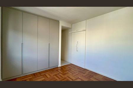 Apartamento para alugar com 182m², 3 quartos e 1 vagaSuite