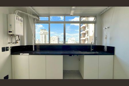Apartamento para alugar com 182m², 3 quartos e 1 vagaÁrea de Serviço