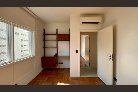 Apartamento para alugar com 182m², 3 quartos e 1 vagaQuarto 1