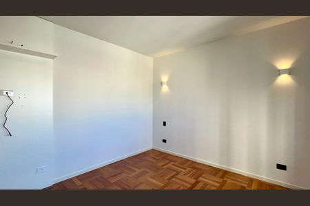 Apartamento para alugar com 182m², 3 quartos e 1 vagaSuite