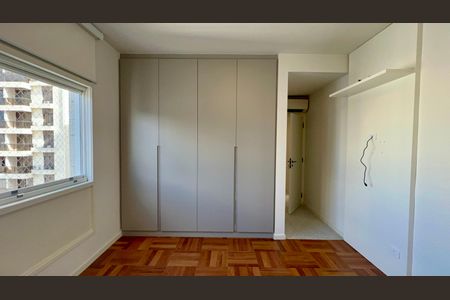 Apartamento para alugar com 182m², 3 quartos e 1 vagaSuite