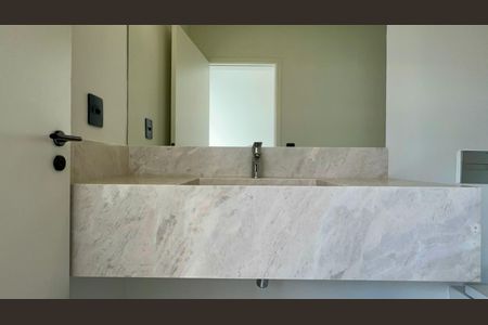 Apartamento para alugar com 182m², 3 quartos e 1 vagaLavabo