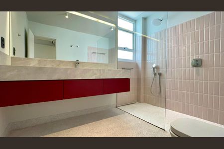 Apartamento para alugar com 182m², 3 quartos e 1 vagaBanheiro da Suíte