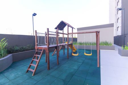 Apartamento à venda com 39m², 2 quartos e sem vagaÁrea comum - Playground