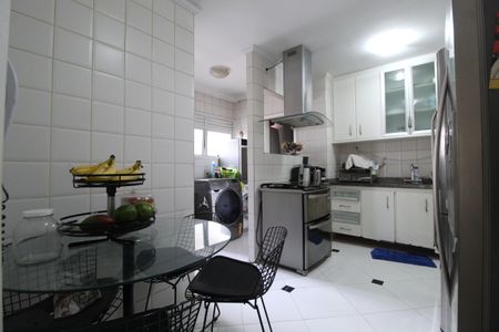 Apartamento para alugar com 104m², 4 quartos e 3 vagasCozinha e Área de Serviço