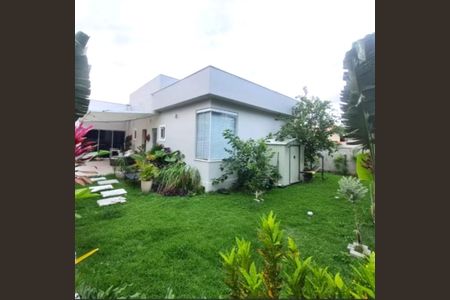 Casa de condomínio para alugar com 195m², 3 quartos e 3 vagasÁrea externa