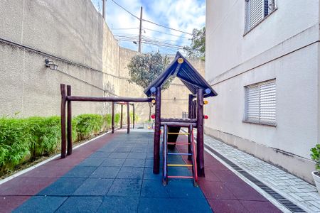 Apartamento para alugar com 42m², 2 quartos e 1 vagaÁrea comum - Playground