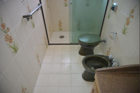 Casa para alugar com 290m², 3 quartos e 5 vagasBanheiro da Suite