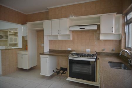 Casa para alugar com 290m², 3 quartos e 5 vagasCozinha