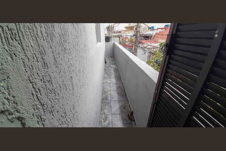 Sacada de casa à venda com 2 quartos, 235m² em Vila Yolanda, Osasco