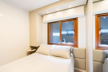 Casa à venda com 2 quartos, 55m² em Olaria, Canoas