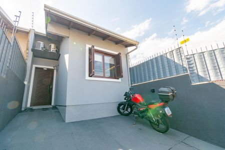 Casa à venda com 55m², 2 quartos e 1 vaga
