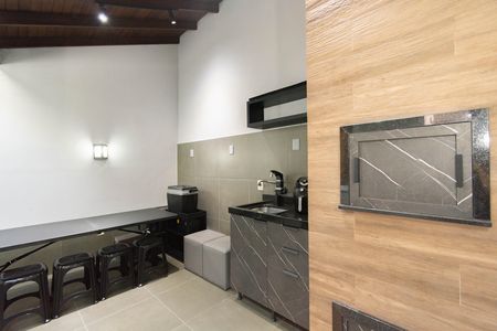 Casa à venda com 55m², 2 quartos e 1 vaga