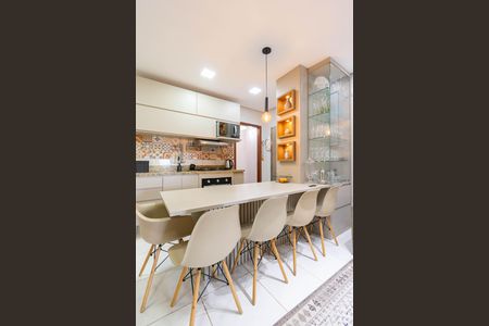 Casa à venda com 55m², 2 quartos e 1 vaga