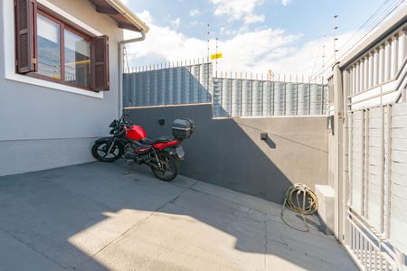 Casa à venda com 55m², 2 quartos e 1 vaga