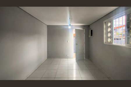 Sala de casa para alugar com 1 quarto, 60m² em Interlagos, São Paulo