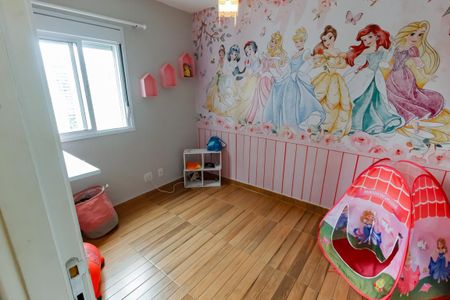 Apartamento à venda com 70m², 3 quartos e 2 vagasQuarto 2