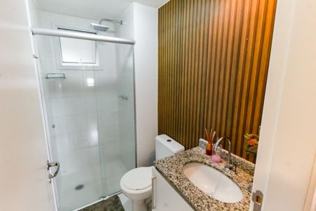 Apartamento à venda com 70m², 3 quartos e 2 vagasBanheiro Corredor