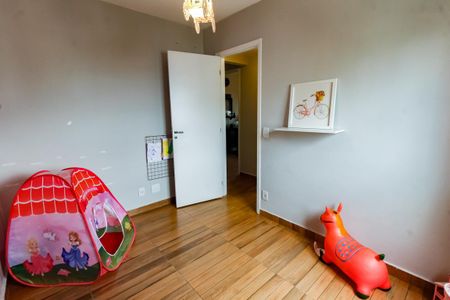 Apartamento à venda com 70m², 3 quartos e 2 vagasQuarto 2